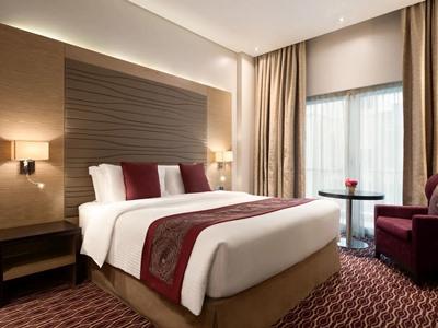 Ramada By Wyndham Centre
