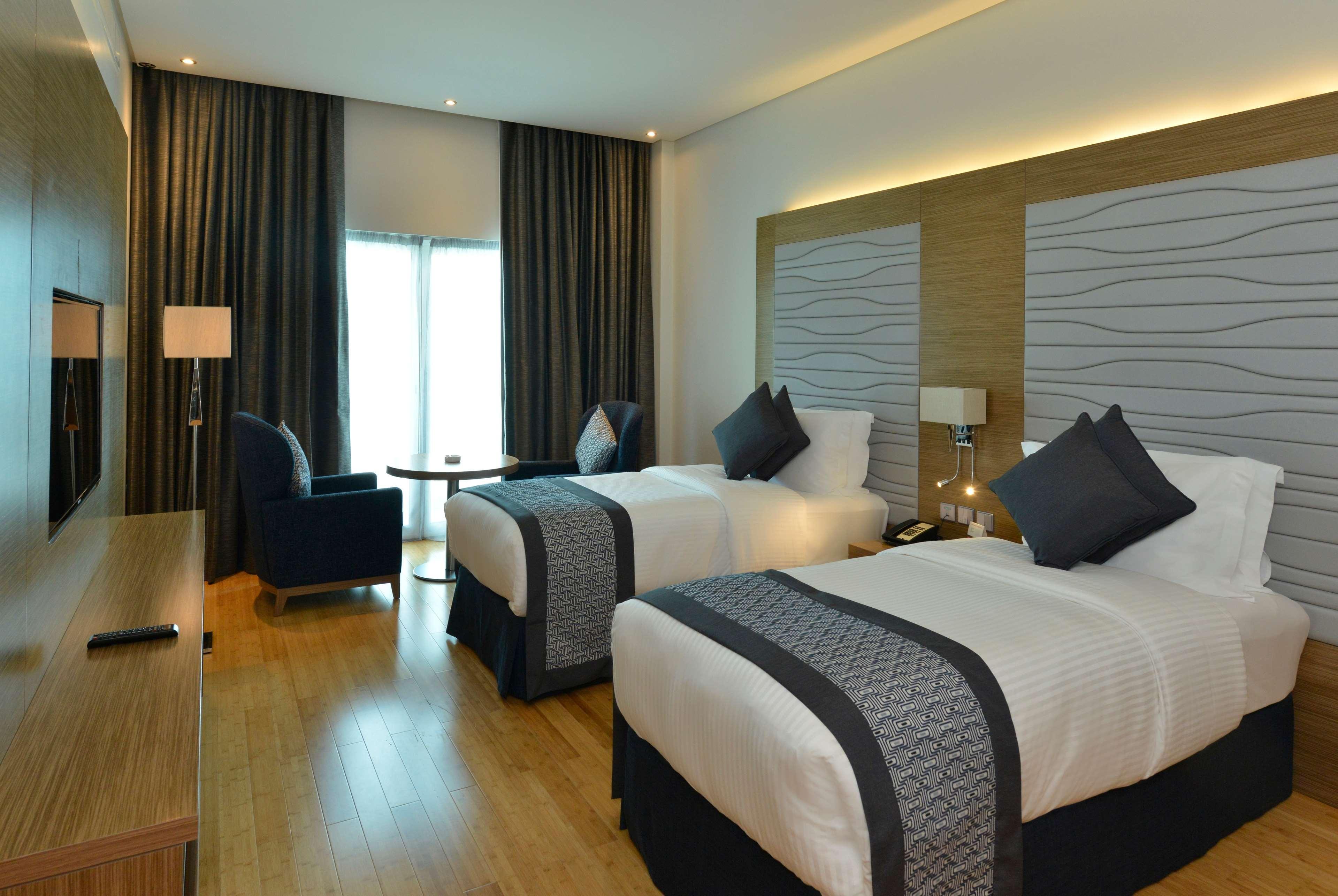 Ramada By Wyndham Centre