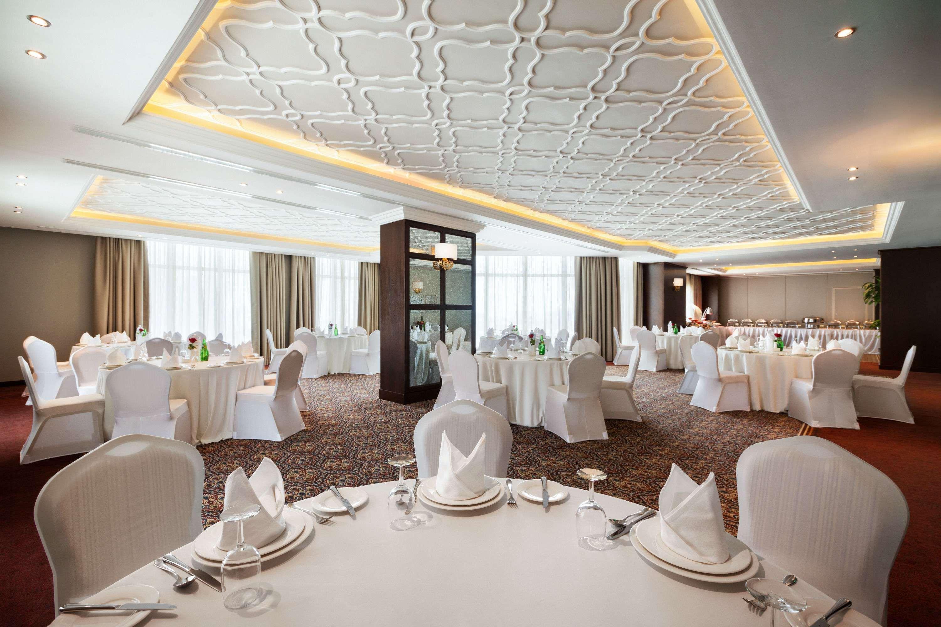 Ramada By Wyndham Centre Hotel Manama