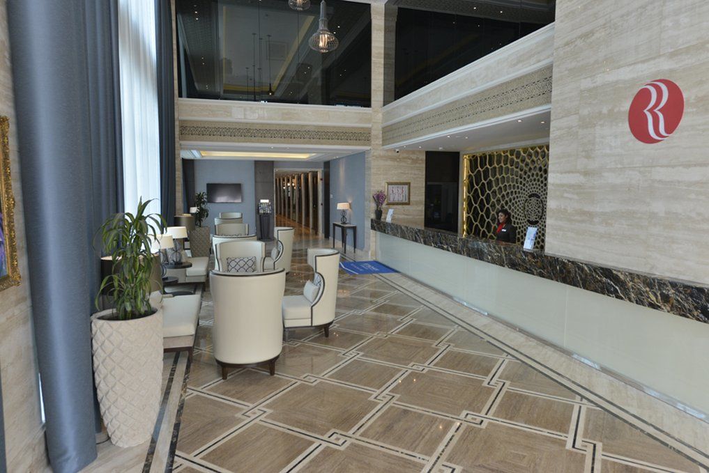 Hotel Ramada By Wyndham Centre Manama
