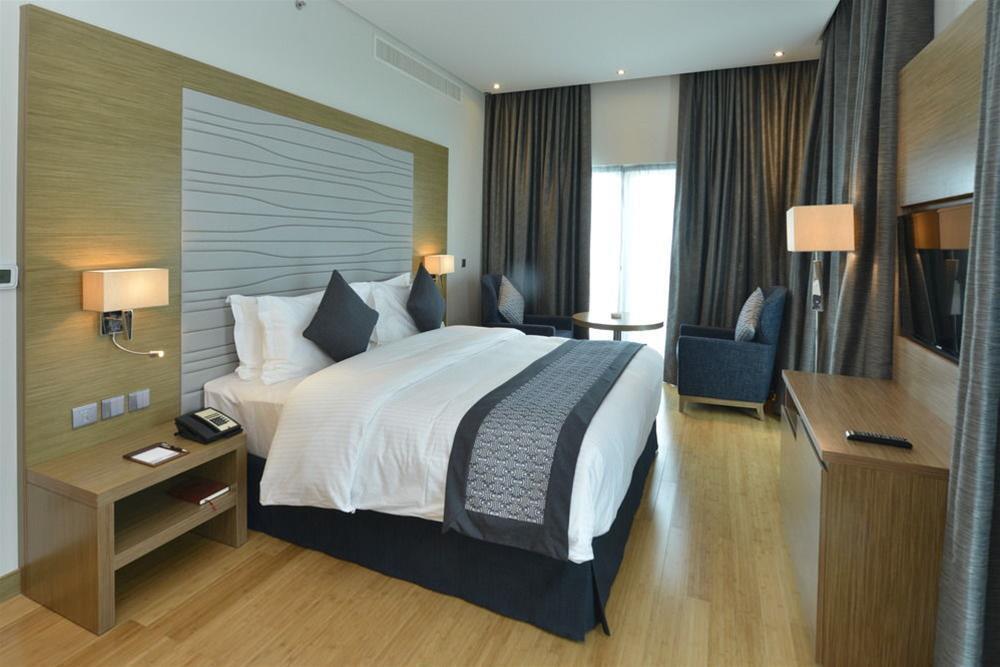 Ramada By Wyndham Centre Hotel 4*